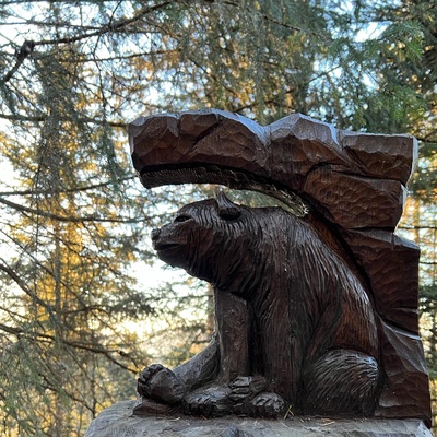 Randonnée et découverte des sculptures en bois