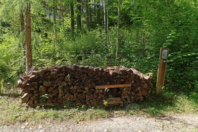 Une petite structure pour la faune des jardins